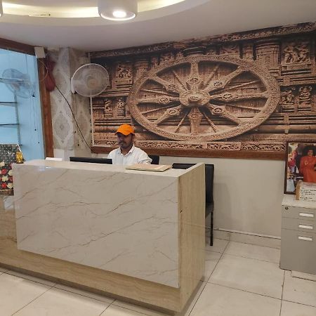 Aum Hotel Puttaparthi Ngoại thất bức ảnh