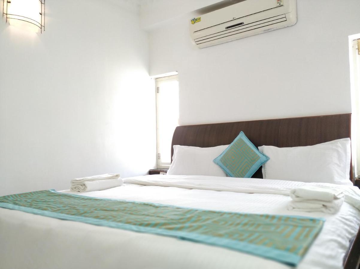 Aum Hotel Puttaparthi Ngoại thất bức ảnh