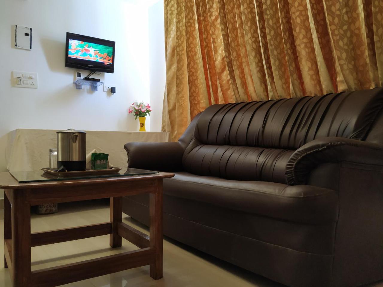 Aum Hotel Puttaparthi Ngoại thất bức ảnh
